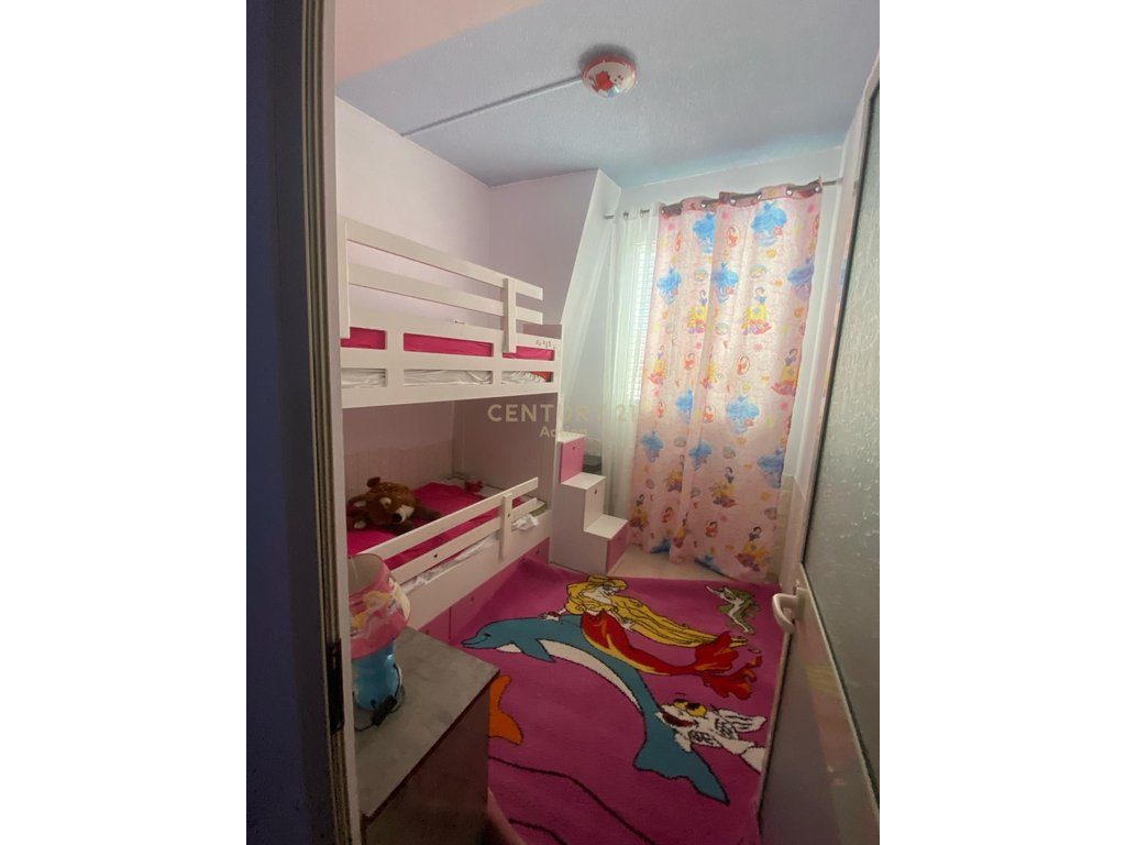 🏡 Apartament 2+1 në Kompleksin Kontakt, Rruga Ndre Mjeda