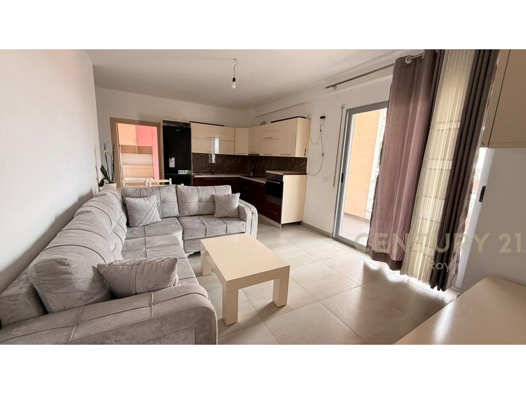 Apartament 2+1 Me Qira në Stadiumi, Durrës - 400€ | 68 m²