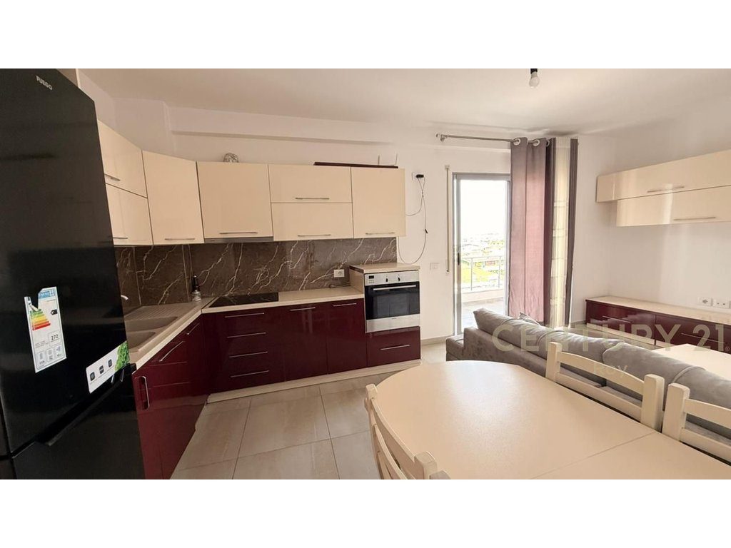 Apartament 2+1 Me Qira në Stadiumi, Durrës - 400€ | 68 m²