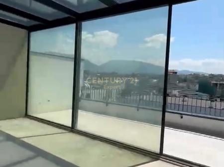Penthouse per shitje me pamje nga Liqeni i Thate dhe Liqeni i Tiranes