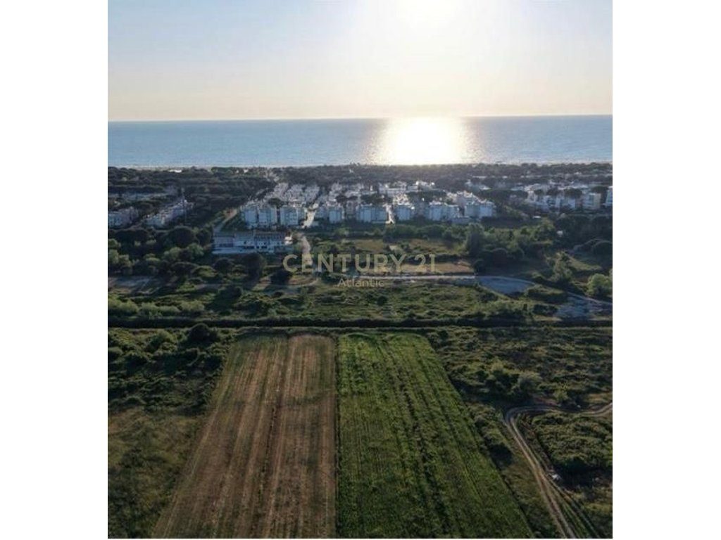 Ofroj Toke per  Shitje në Gjirin e Lalzit, Durrës - 820.000 | 7788 m²
!! TOKE PER NDERTIM !!