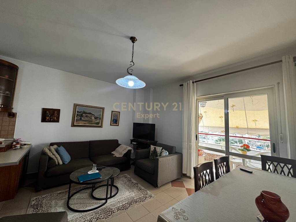 SHESIM APARTAMENT 2+1 TEK PAZARI I RI!