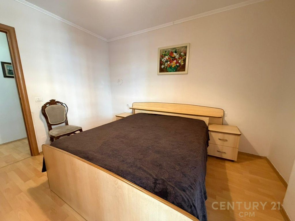 ISH STACIONI I TRENIT, SHESIM APARTAMENT 3+1