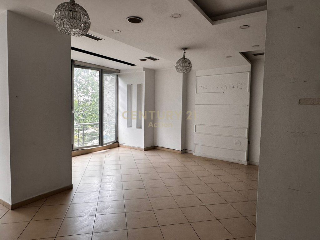 Ambient biznesi me qira – Astir | 90 m²