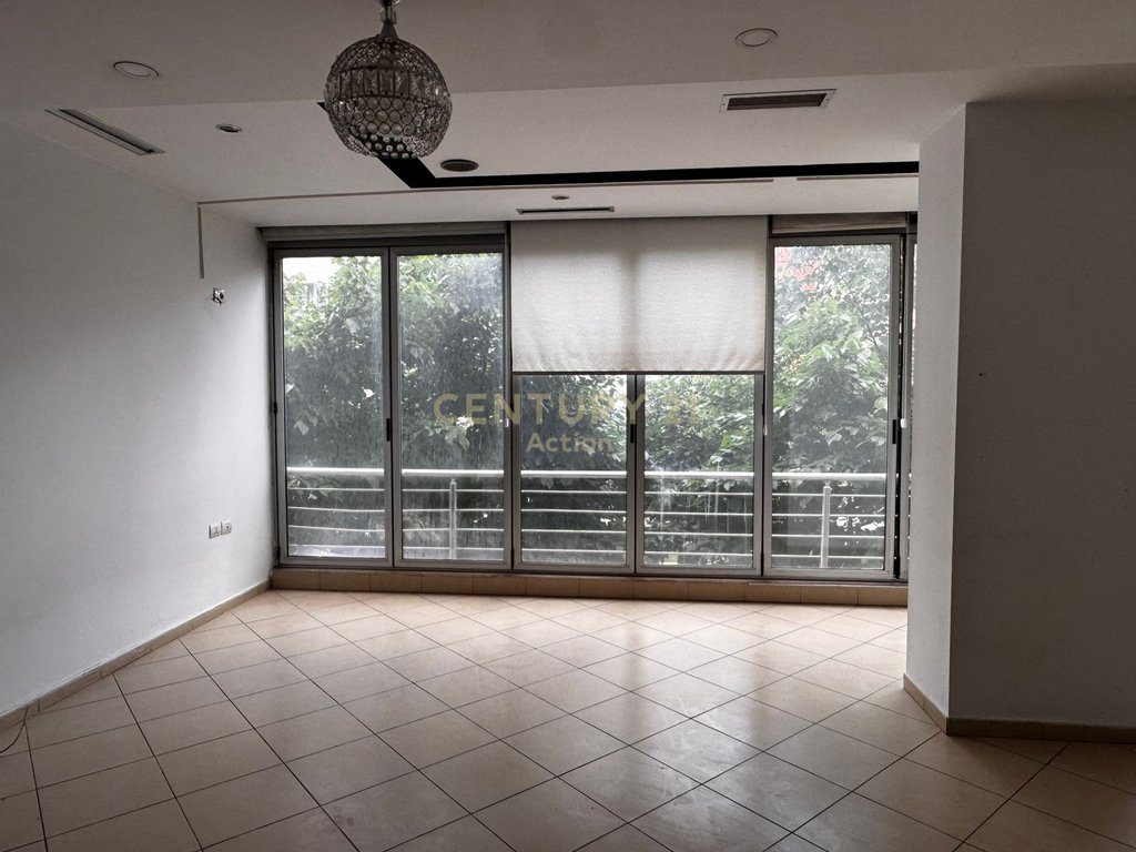 Ambient biznesi me qira – Astir | 90 m²