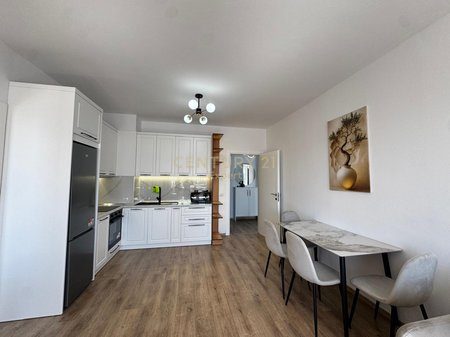 JEPET ME QIRA APARTAMENT 1+1 ME VERANDE PER BANIM OSE ZYRA !