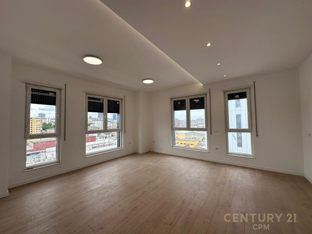 Apartament Per Qera Tek Residenca Uptown 5 Maji!