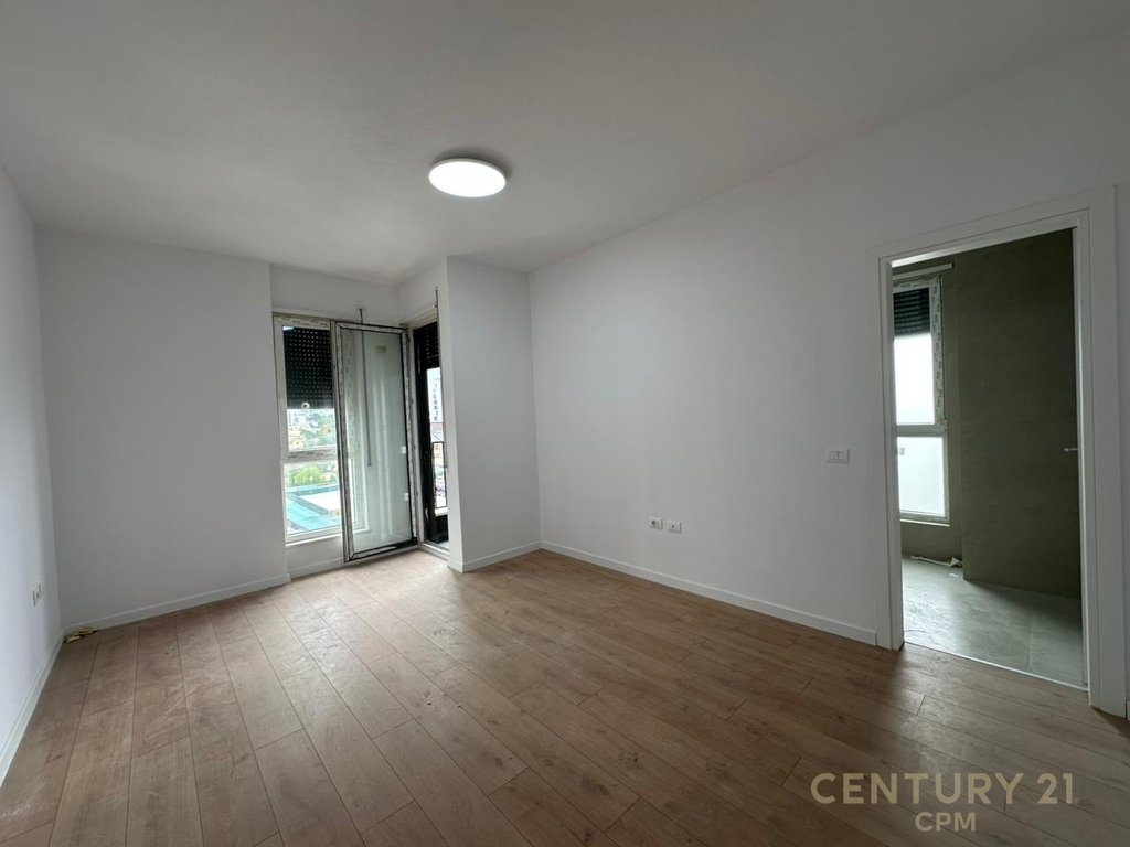 Apartament Per Qera Tek Residenca Uptown 5 Maji!
