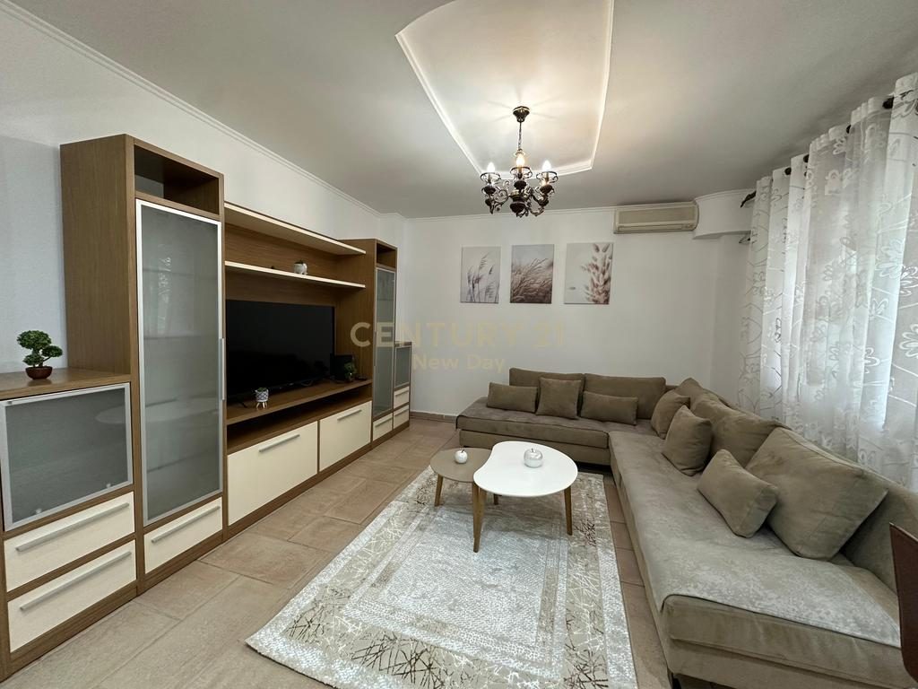 Apartament 2+1+2 Me Qira në Vollga, Durrës - 650€ | 117 m²