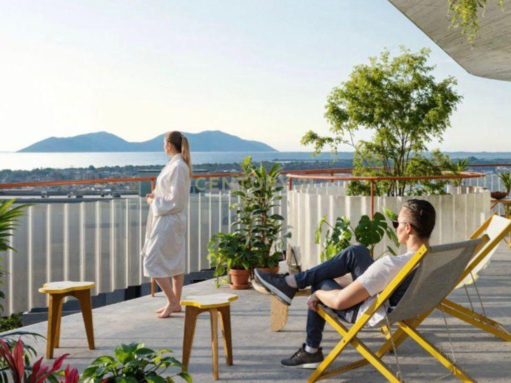 EXCLUSIVE  Vlora One Living - Shitet Apartament 1+1 !