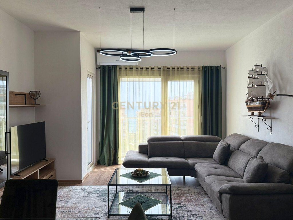 Apartament 2+1+2 Me Qira me Pamje Deti,  Vollga Durrës - 900€ | 100 m²