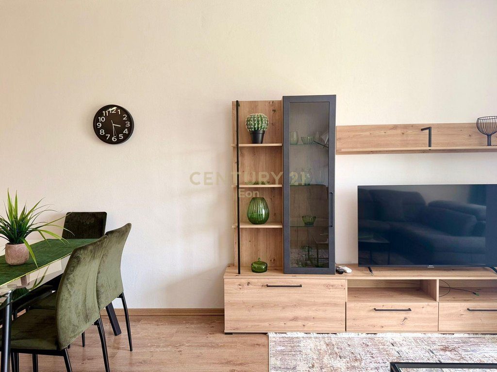 Apartament 2+1+2 Me Qira me Pamje Deti,  Vollga Durrës - 900€ | 100 m²