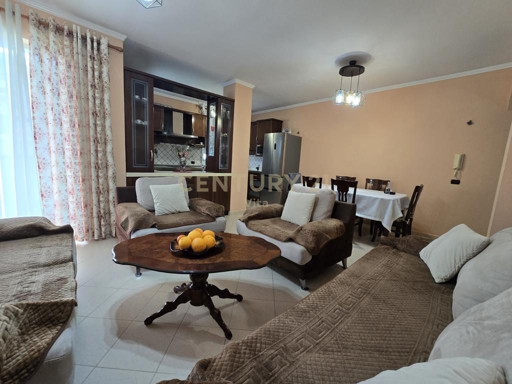 JEPET ME QIRA APARTAMENT 2+1+2 NE DURRES !
