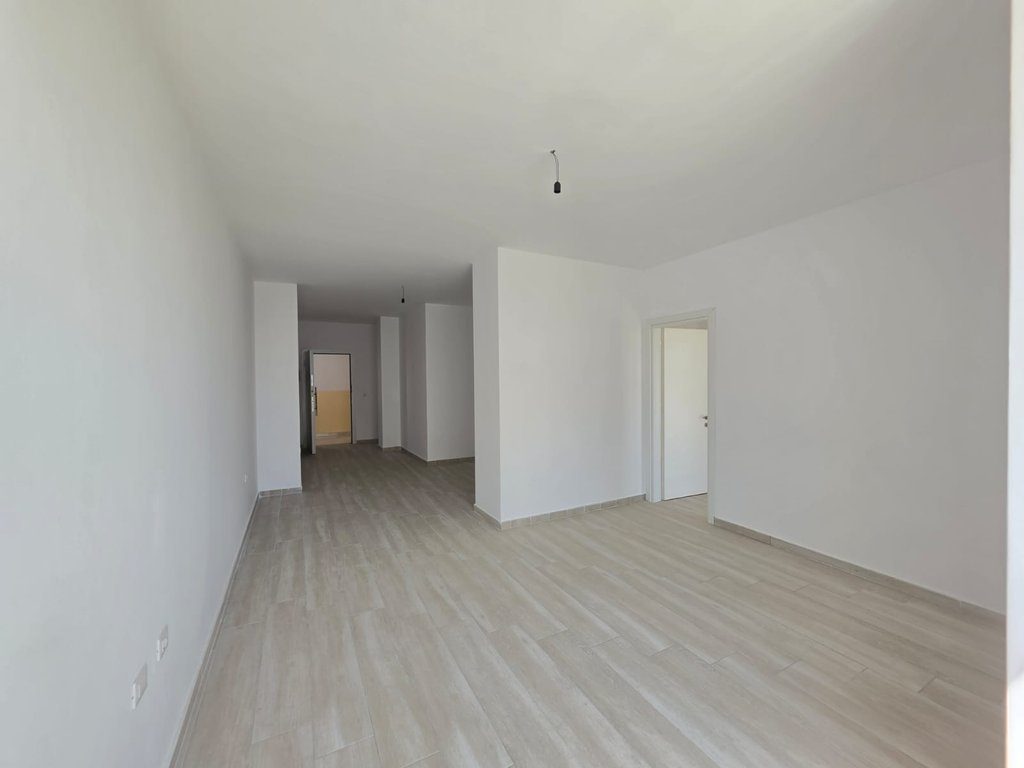 SHITET APARTAMENT 1+1, SHENGJIN