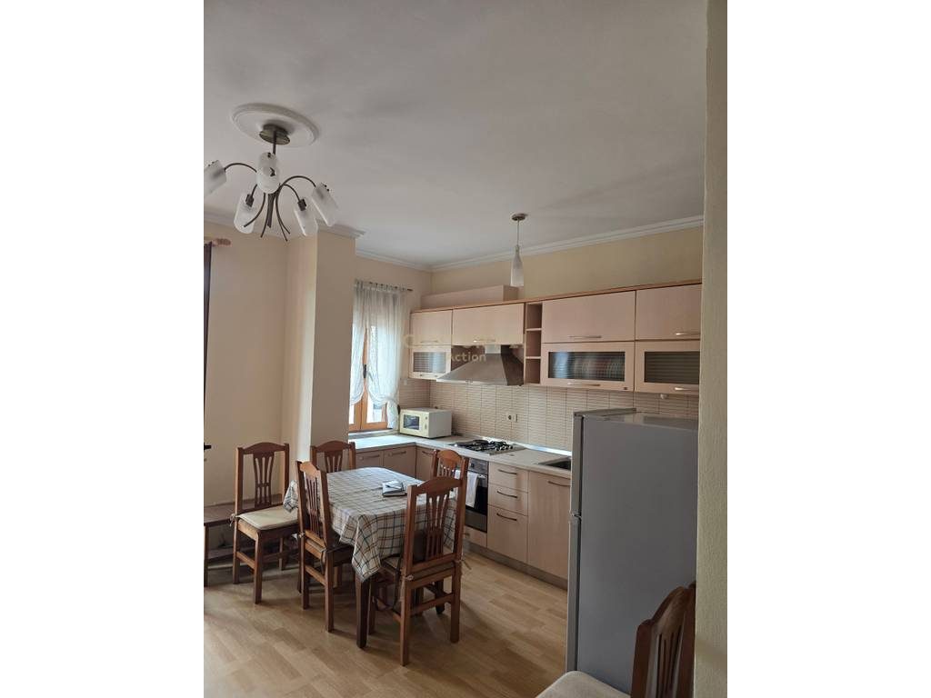 🏠 JAPIM ME QIRA APARTAMENT 2+1