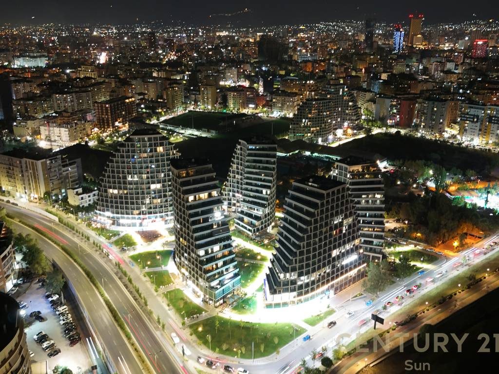 DYQAN PER QIRA NE LAKE VIEW RESIDENCES