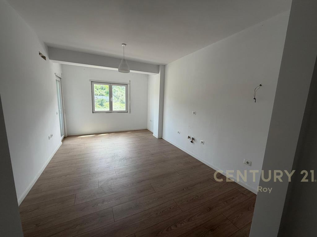 EXCLUSIVE ! SHITET APARTAMENT 1+1 TEK SHKEMBI I KAVAJES !