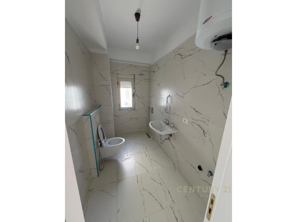 EXCLUSIVE ! SHITET APARTAMENT 1+1 TEK SHKEMBI I KAVAJES !