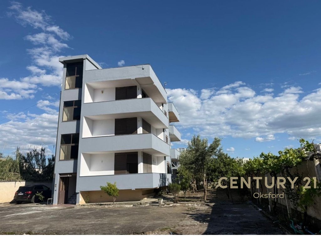 🏢 Godinë 3-Katëshe në Shitje – Durrës, pranë Pelikanit!