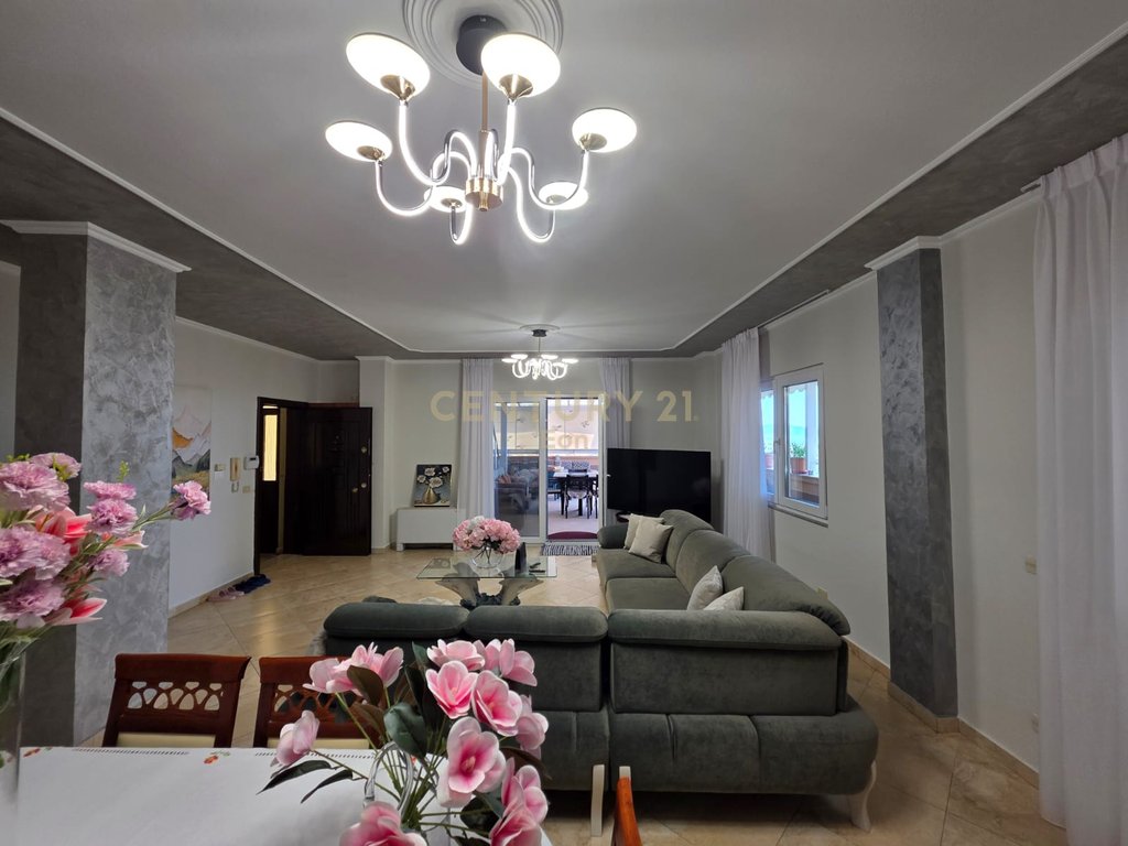 Penthouse ne Shitje, Durres Lagja Nr. 6 !