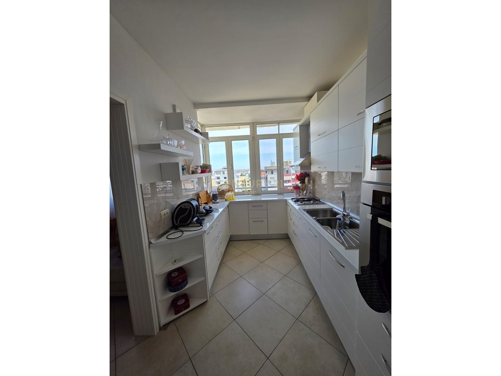 Penthouse ne Shitje, Durres Lagja Nr. 6 !