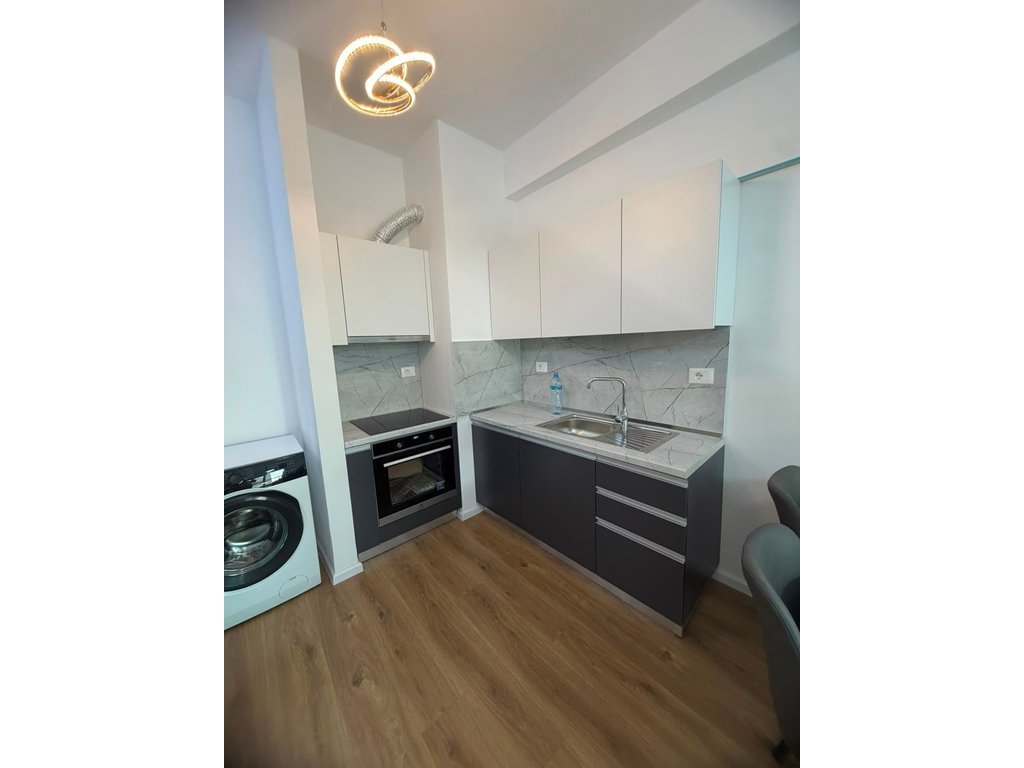 Apartament 1+1 Me Qira në Ali Demi, Tiranë