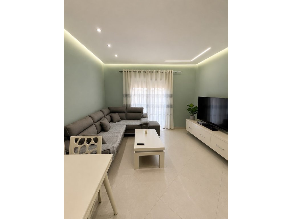 Apartament 1+1 Me Qira në Rruga Bardhyl, Tiranë