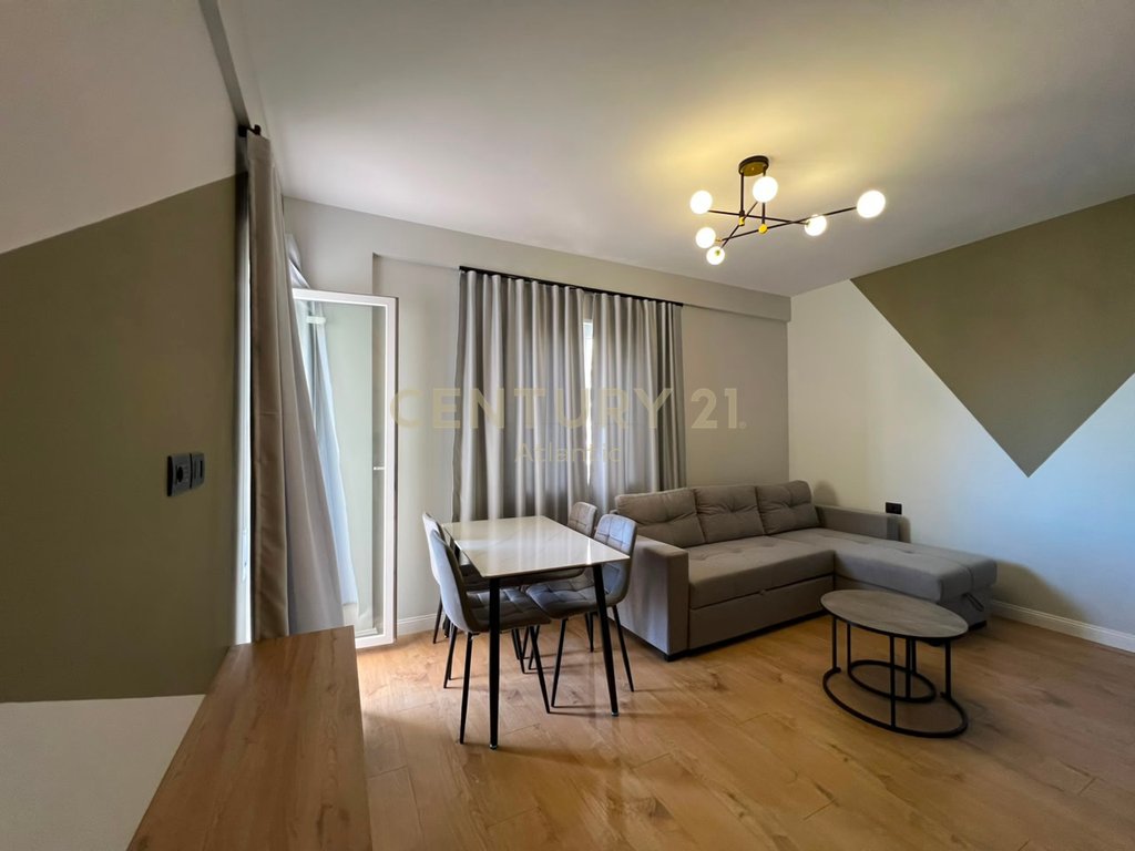 SHITET APARTAMENT 1+1 I MOBILUAR NE SHKEMBIN E KAVAJE DURRES !