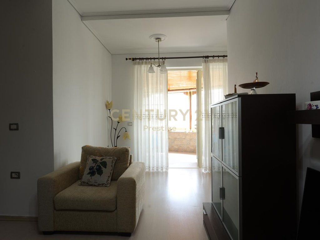 APARTAMENT 2+1+2 NE SHITJE, KOMPLEKSI GRAND, TREGU ELEKTRIK!