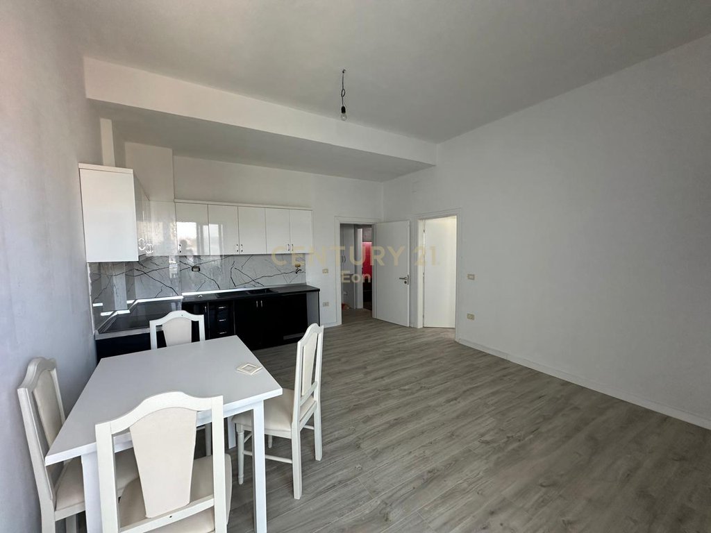 SHESIM APARTAMENT 1+1 NE GOLEM 150METRA NGA DETI !