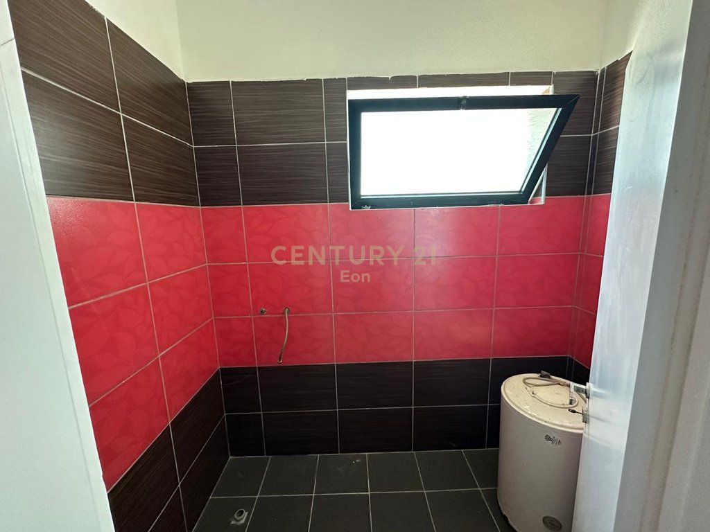 SHESIM APARTAMENT 1+1 NE GOLEM 150METRA NGA DETI !