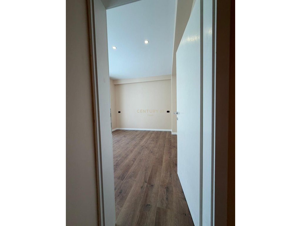 Lokacion Premium | shitet Apartament 1+1 i Investuar Totalisht | Pranë Hotel Diplomat, Vlorë.