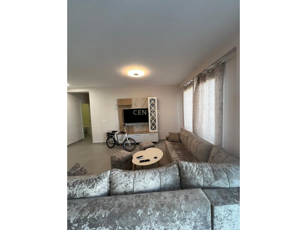 JEPET ME QIRA APARTAMENT 3+1+2 ME OBORR NE SPITALLE , DURRES !!!