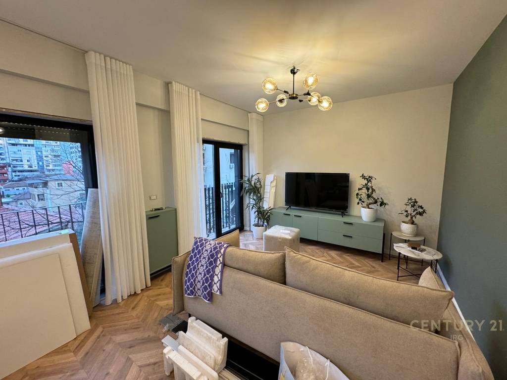 SHITET APARTAMENT 1+1 TEK KISHA KATOLIKE, RR. KAVAJES | 22,500,000 ALL