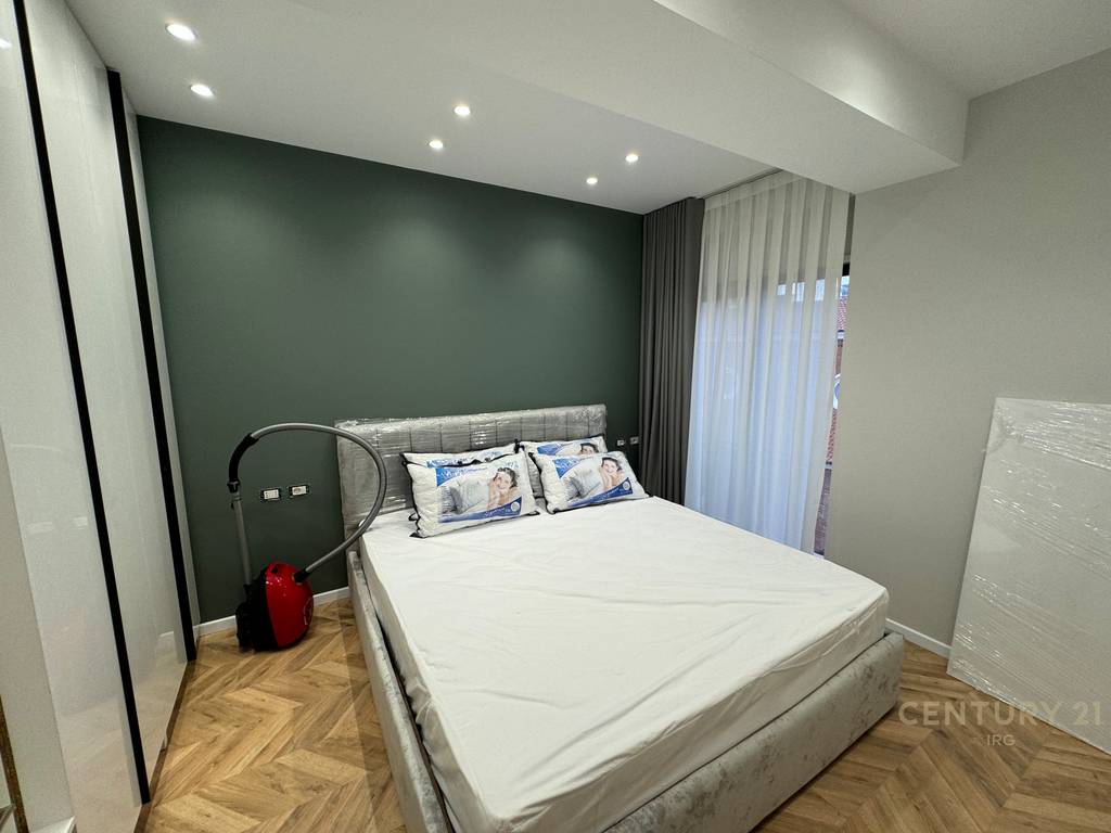 SHITET APARTAMENT 1+1 TEK KISHA KATOLIKE, RR. KAVAJES | 22,500,000 ALL