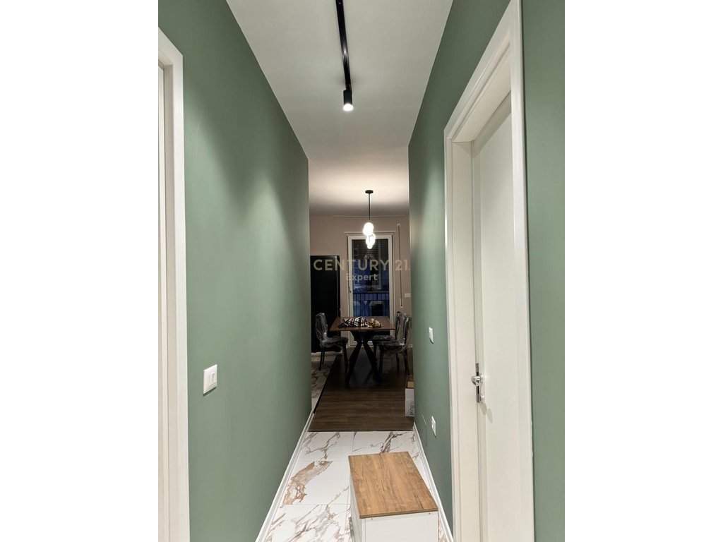 APARTAMENT 2+1+2 PER QIRA TEK TRIO TOWER !