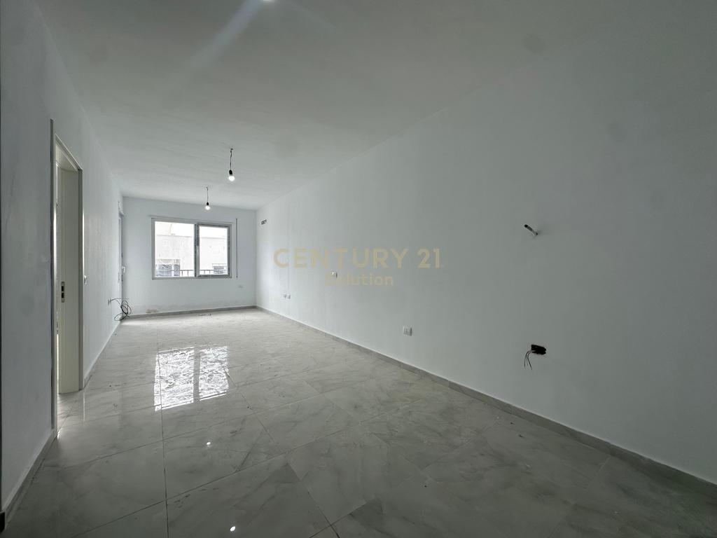 APARTAMENT 1+1 PER SHITJE NE GOLEM !