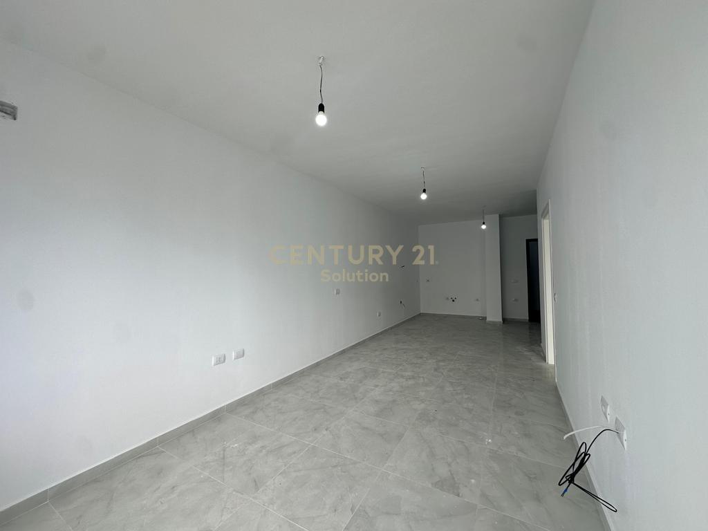 APARTAMENT 1+1 PER SHITJE NE GOLEM !