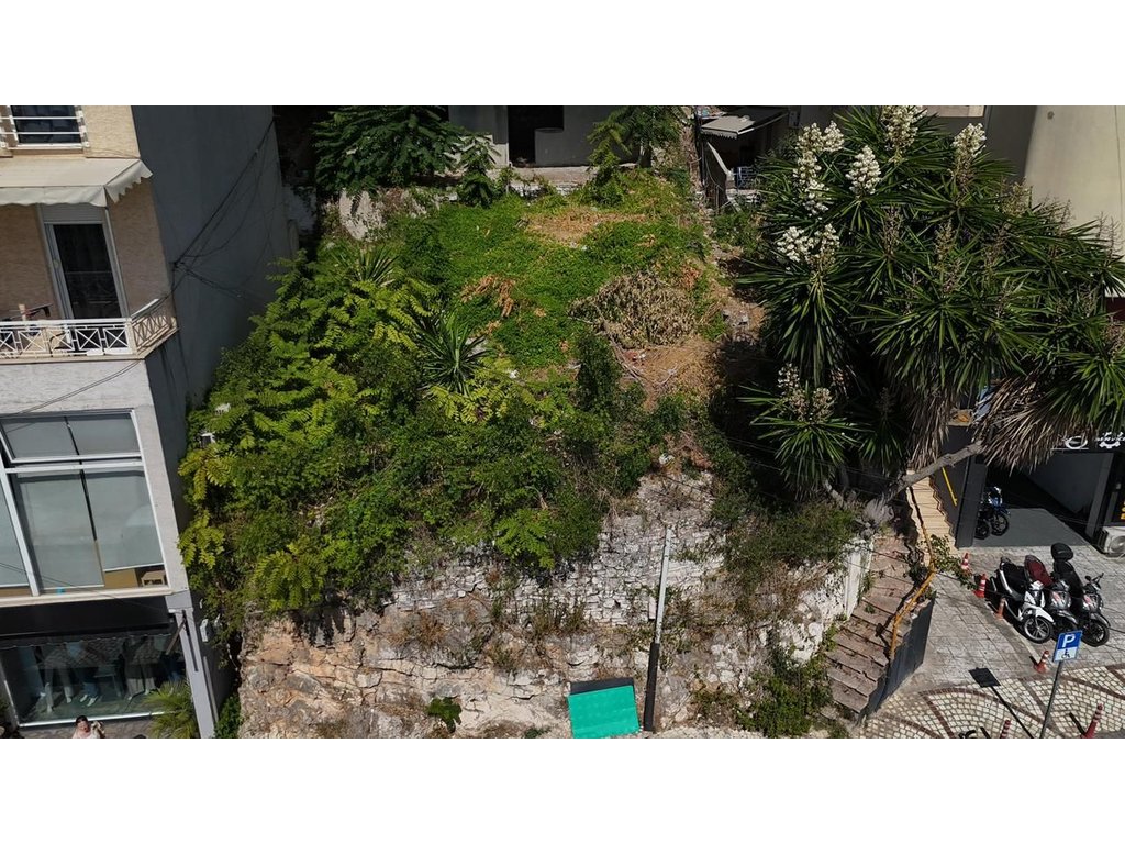 QENDER-SARANDE, SHESIM 200M2 TRUALL