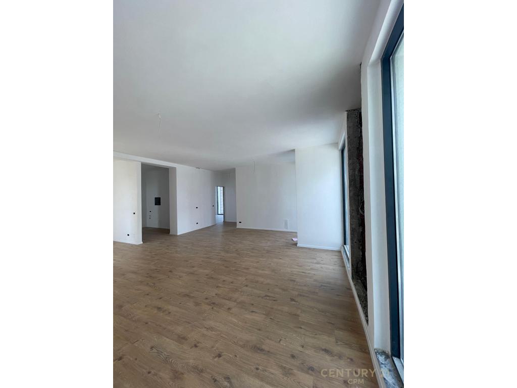 Apartament Modern 2+1+2 Poste Parkimi në Rezidencën Tulipan, Mjull - Bathore