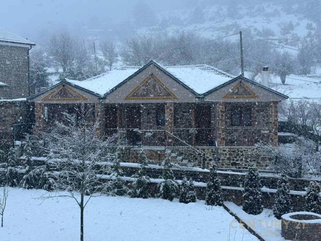 SHESIM OBJEKT NE VOSKOPOJE I NDARE NE 3 APARTAMETE!