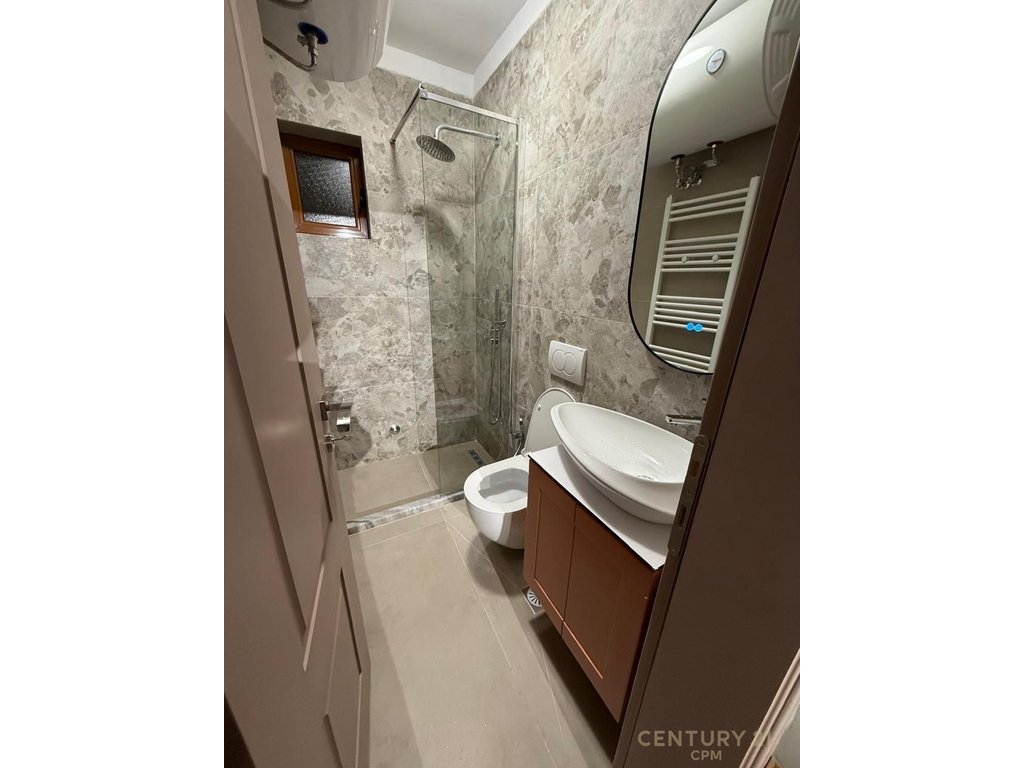 SHESIM OBJEKT NE VOSKOPOJE I NDARE NE 3 APARTAMETE!