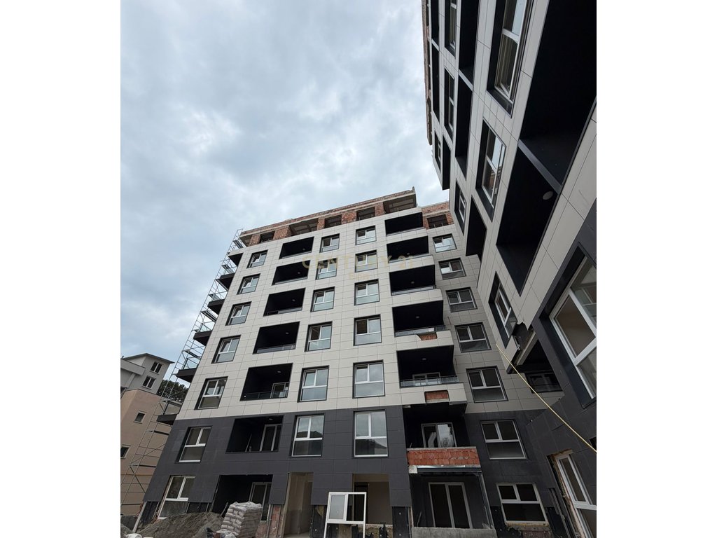 SHITET APARTAMENT 1+1 MONTEVIDEO RESIDENCE TE MALI ROBIT!