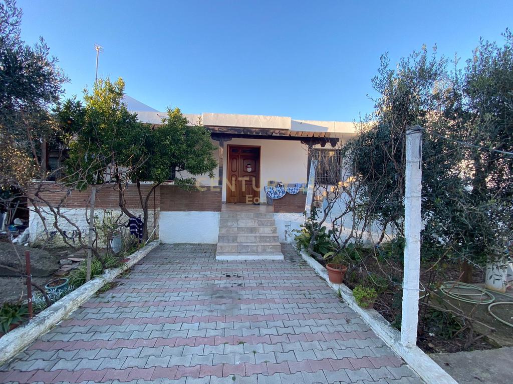 SHITET SHTEPI PRIVATE NE PORTO ROMANO DURRES  !!