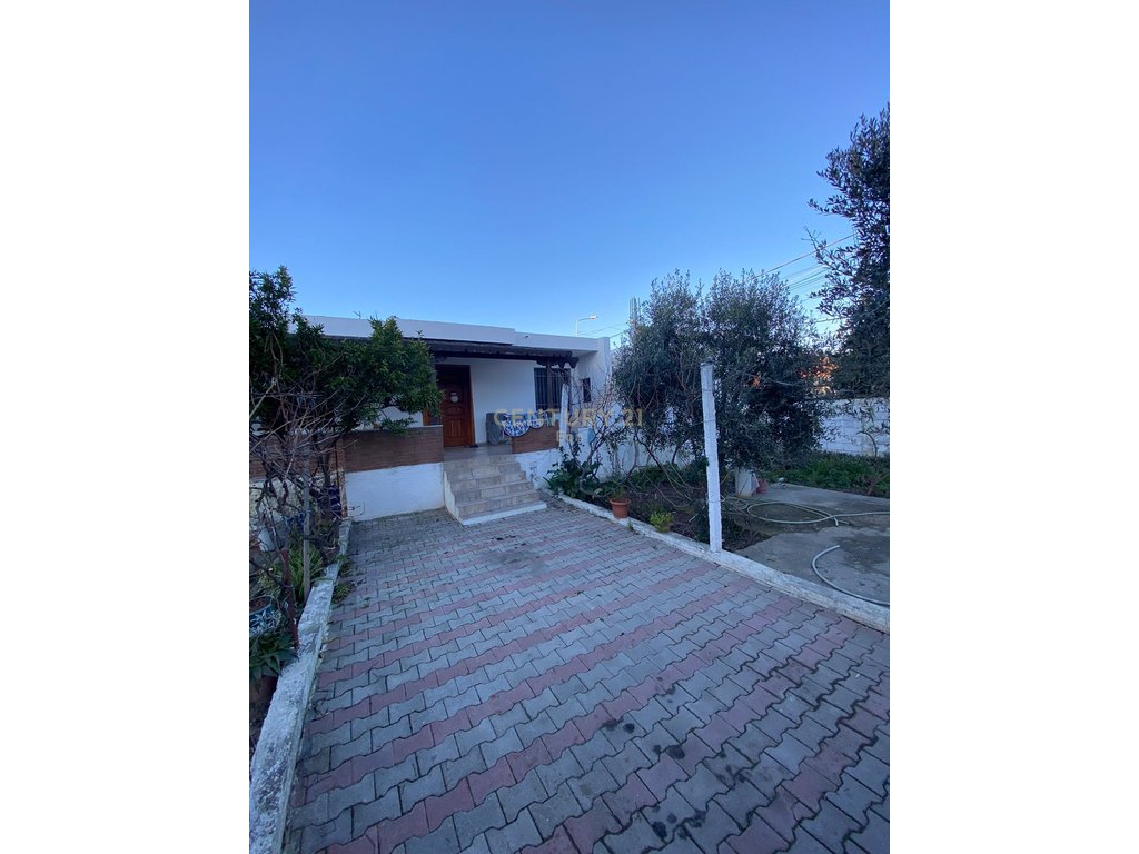 SHITET SHTEPI PRIVATE NE PORTO ROMANO DURRES  !!