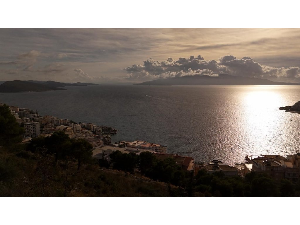 SARANDE, SHESIM TRUALL ME PAMJE NGA DETI