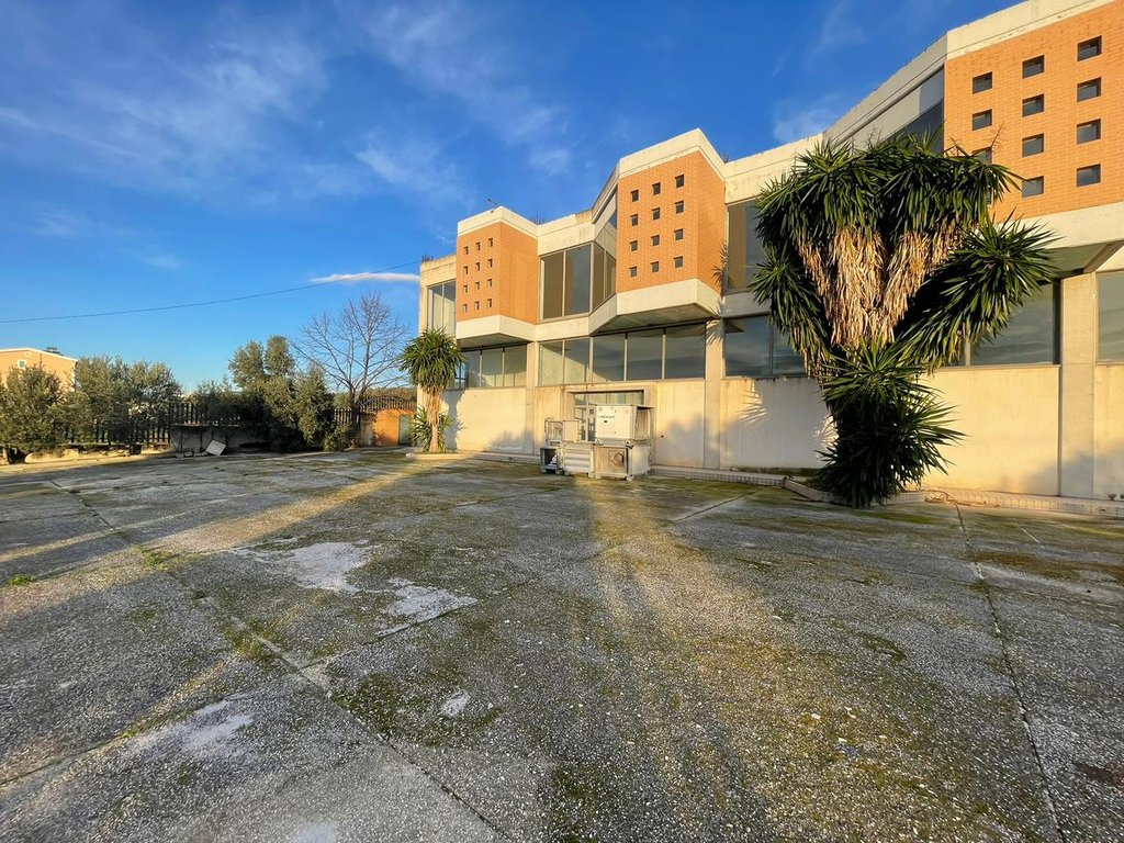 NDËRTESË ME QIRA NË PANAJA, VLORË!