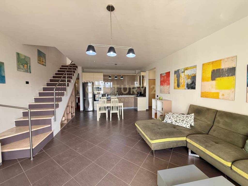 Shitet Duplex 2+1 tek Rezidenca Kodra Diellit 1