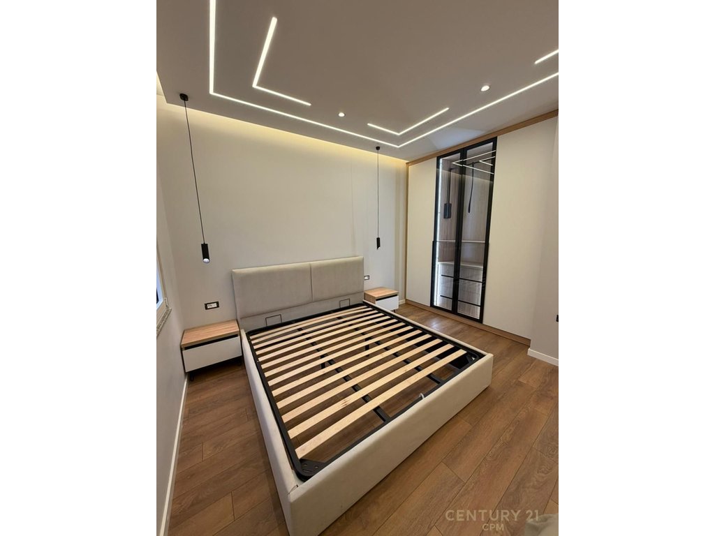 Apartament 2+1 me qira tek Kodra e Priftit pranë Venue !