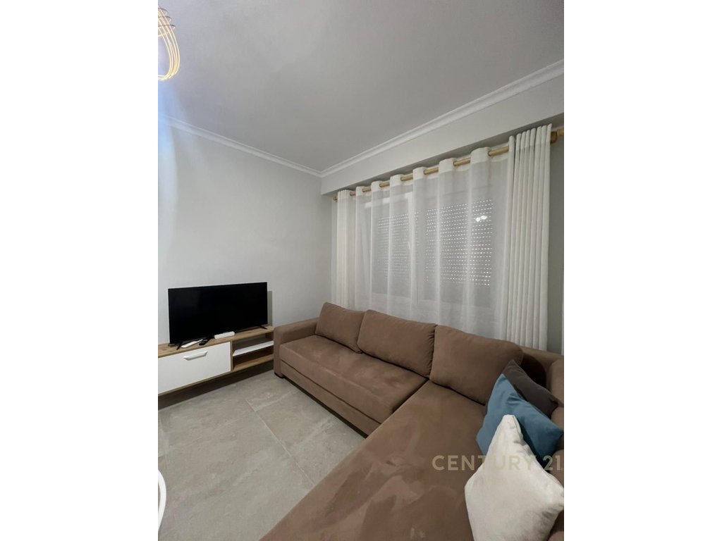 JEPET ME QERA APARTAMENT 1+1 NE GOLEM !!!